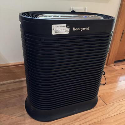 Honeywell HPA201 Air Purifier (LLR-DZ)