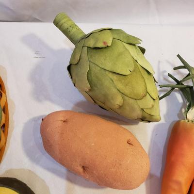 Basket of Cloth Fruits and Vegetables (LR-KD)