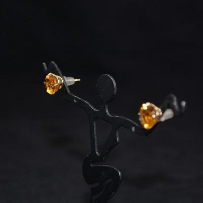 14k Gold w/ Citrine Studs 1.3g