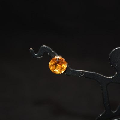 14k Gold w/ Citrine Studs 1.3g