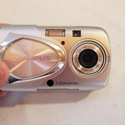 Four Olympus Cameras (LR-KD)