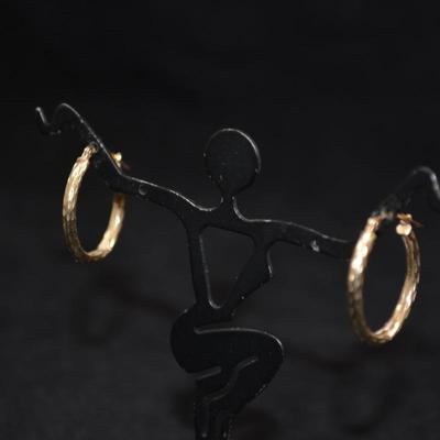 10k Gold Etched Hoop Earrings 0.9g