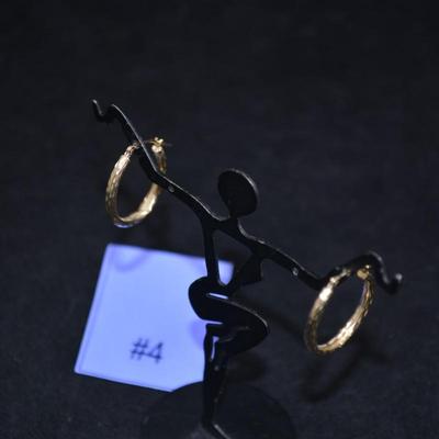 10k Gold Etched Hoop Earrings 0.9g