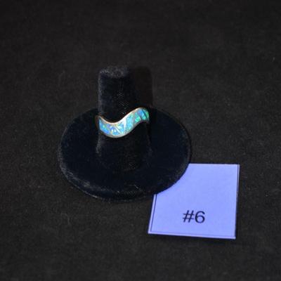 925 Sterling Ring w/ Opal Chips in Resin Size 8, 5.3g
