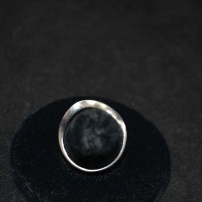 925 Sterling Ring w/ Opal Chips in Resin Size 8, 5.3g