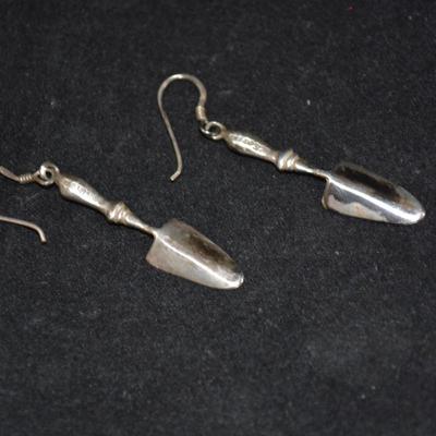 925 Sterling Garden Trowel Drop Earrings 3.2g