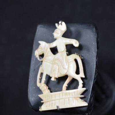 Antique/Vintage Sterling & Carved Bone Horseman Brooch 6.8g