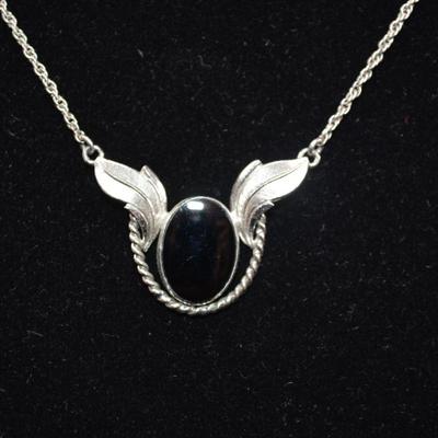 Matching Sterling Necklace & Screw-On Earrings w/ Onyx 16”, 7.5g