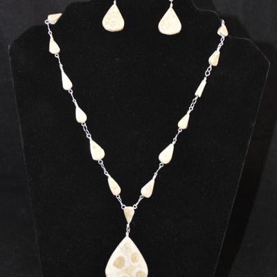 Sterling Wire Chrysanthemum Coral Necklace & Earrings 20” 31.8g