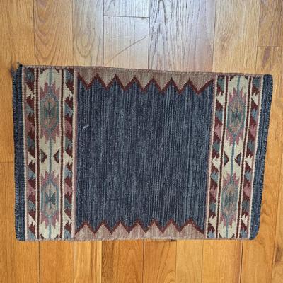 Woven Aztec Style Rugs (P-DZ)
