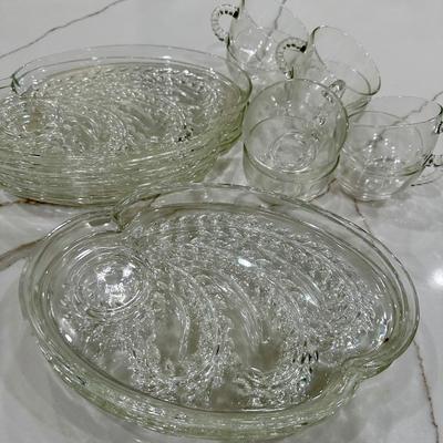 Glass snack plates and cups