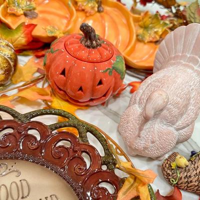 Fall Decor-Decorative plate, Pumpkins, pumpkin dish and Turkeys