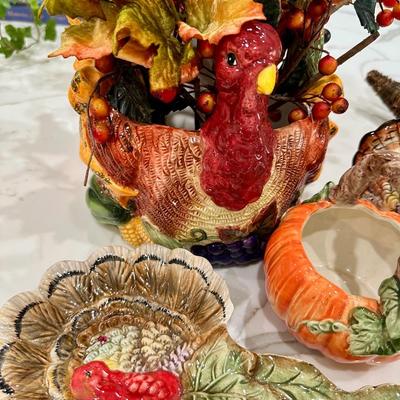 Fall Decor w Turkey centerpiece, turkey salt, pumpkin basket