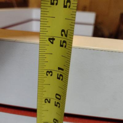 Retail Slat Wall Display Stand on Castors