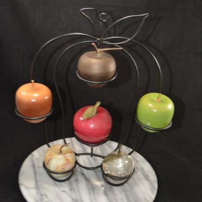 Vintage Wire Rack Wall Handing w/ Apple Collection