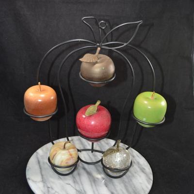 Vintage Wire Rack Wall Handing w/ Apple Collection