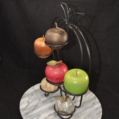 Vintage Wire Rack Wall Handing w/ Apple Collection