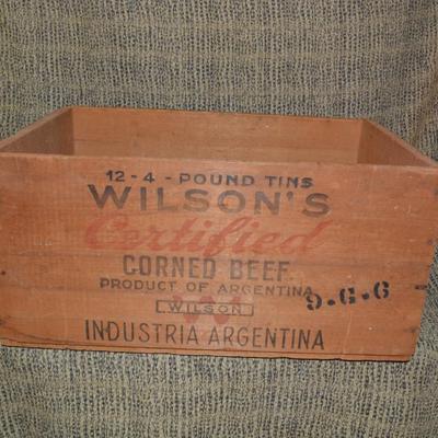 Vintage WILSON’S Corned Beef Crate, Argentina 18”x12”x8.25”
