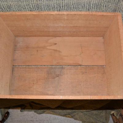 Vintage WILSON’S Corned Beef Crate, Argentina 18”x12”x8.25”