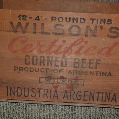 Vintage WILSON’S Corned Beef Crate, Argentina 18”x12”x8.25”
