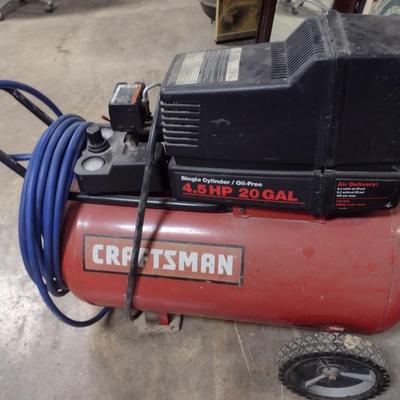 Craftsman 4.5 HP 20 Gal. Air Compressor with Hose