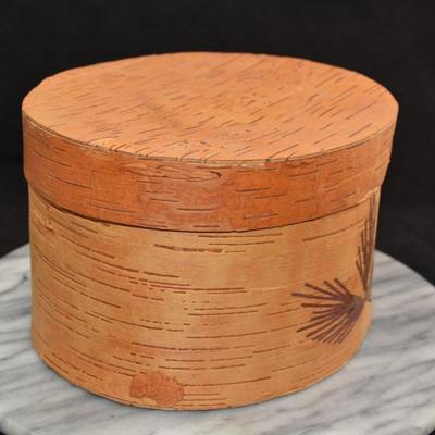 Vintage Native American Oval Birch Box w/ Lid 5”x7.5”x8.75”