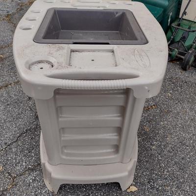 Suncast Garden Push Cart