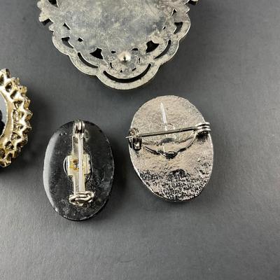 -103- CAMEO | Black Clip Earrings & Brooches