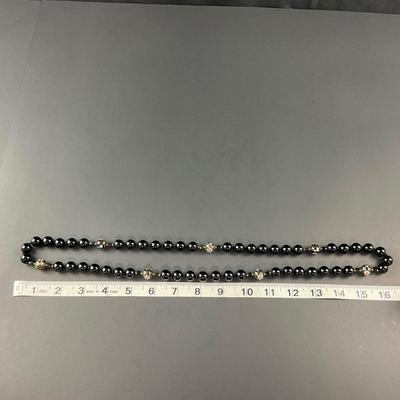 -106- FINE JEWELRY | Stone & Enamel Bead Necklace