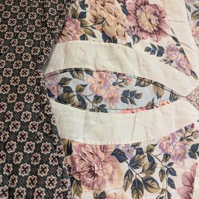 Vintage Double Wedding Ring Hand Pieced Hand Stitched Full Quilt 84"x82"