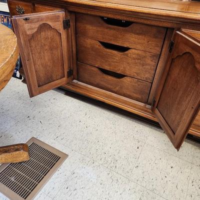 Thomasville Dresser with tri fold mirror