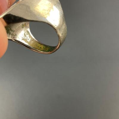 -114- COSTUME JEWELRY | Colored Stone Ring