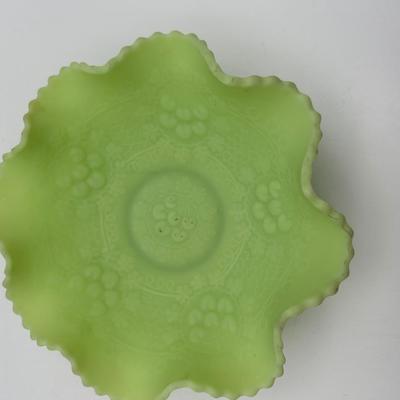 FENTON Uranium Orange Tree & Cherry Orchard Ruffled Bowl (See Destails)