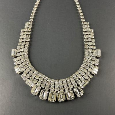 -127- COSTUME JEWELRY | Weiss Rhinestone Necklace | Marked
