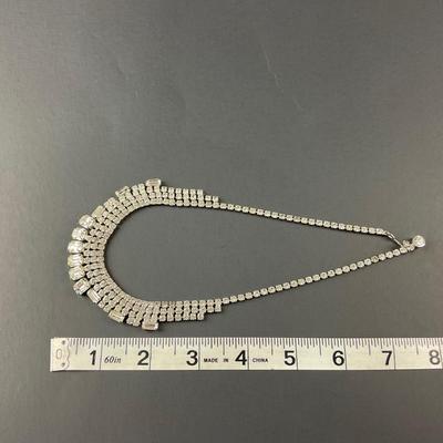 -127- COSTUME JEWELRY | Weiss Rhinestone Necklace | Marked