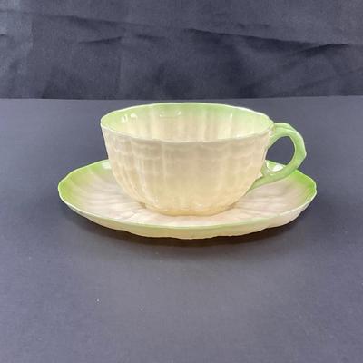 -129- BELLEEK | Teacup & Saucer | Tridacna Shell green Pattern | 2nd Mark