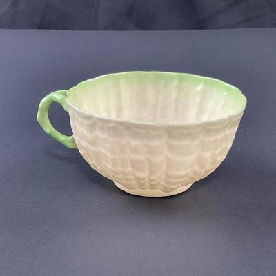 -129- BELLEEK | Teacup & Saucer | Tridacna Shell green Pattern | 2nd Mark