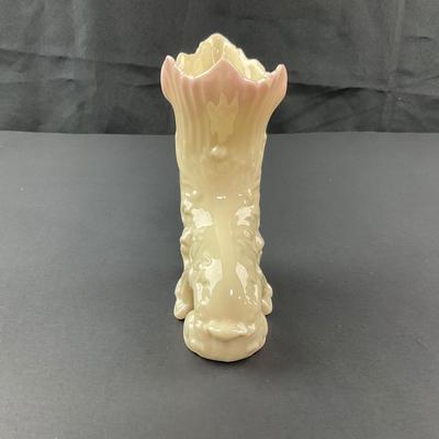 -130- BELLEEK | Fermanagh Cornucopia Spill Vase With Pink | 6th Mark