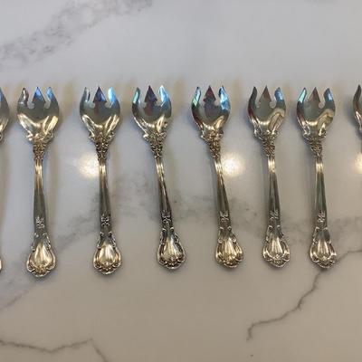 Silver- 8 ice cream & cake spoons