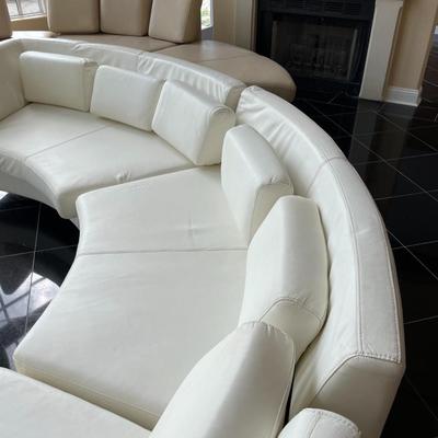 Elegant and Modern Circular Couch Set