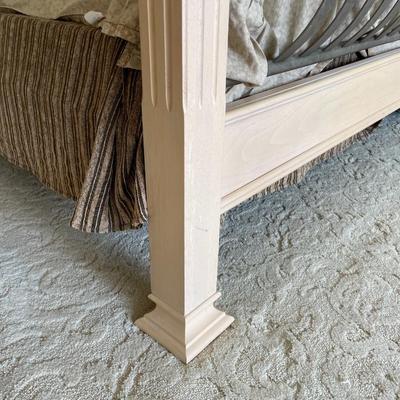 Lexington Blonde Canopy King Size Bed