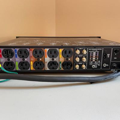 Monster Power HTS 5100 AC Power Line Conditioner; HTS 5100 Black