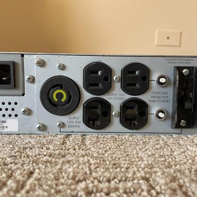 APC Smart-UPS 2200VA Rack