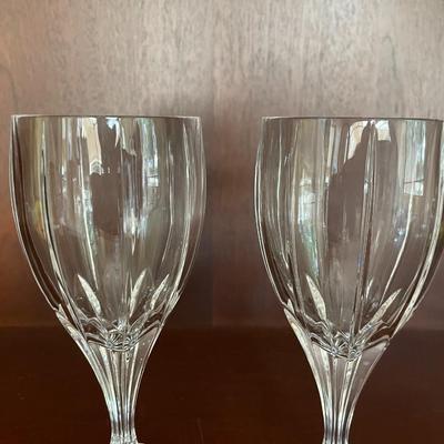 Mikasa BERKELEY water Goblets- Set of 2.
