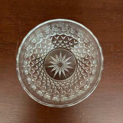 Arcoroc France Starburst Diamond Clear Glass Dessert Bowls