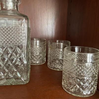 Vintage Italian  Glass Cut Whisky Decanter and Whiskey Glass Set