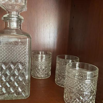 Vintage Italian  Glass Cut Whisky Decanter and Whiskey Glass Set