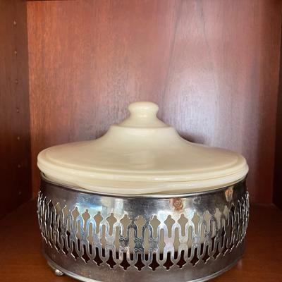 Vintage Fire-King 1 1/2 Qt Glass Casserole Dish with lid and Aluminum Stand