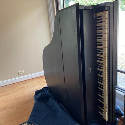 Christman New York - Baby Grand Piano