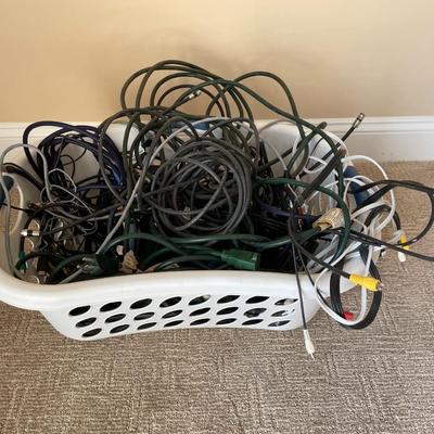 Lot of assorted wires.